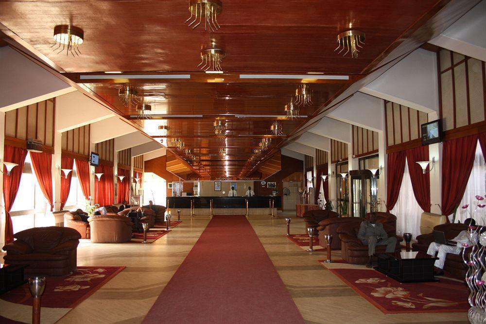 Gaweye Hotel Niamey Esterno foto