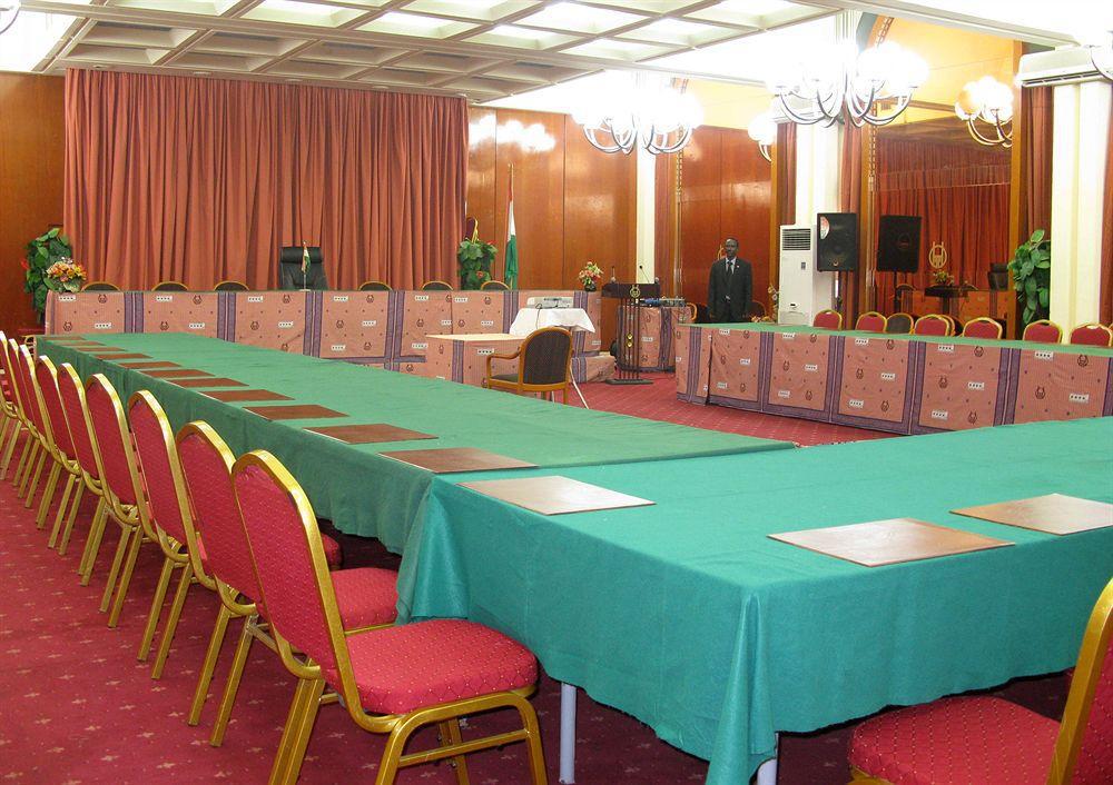 Gaweye Hotel Niamey Esterno foto